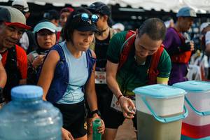 BIB: 
                            <button type="button" onclick="openModal(25267075)" class="btn btn-primary btn-sm float-right btn-popup" data-toggle="modal" data-target=".modal-high-quality">
                        <i class="fas fa-shopping-cart"></i> Add to Cart
                    </button>
                                            <button type="button" onclick="isThisMe(25267075, true)" class="btn btn-success btn-sm float-right btn-popup btn-isme hidden" data-toggle="tooltip" data-placement="bottom" title="นี่คือรูปของคุณใช่ไหม คลิกที่นี่เพื่อเอาเข้าอัลบั้ม">
                        <i class="fas fa-plus"></i> Add to album
                    </button>
                    <button type="button" onclick="isThisMe(25267075, false)" class="btn btn-warning btn-sm float-right btn-popup btn-isnotme hidden">
                        <i class="fas fa-ban"></i> Remove from album
                    </button>